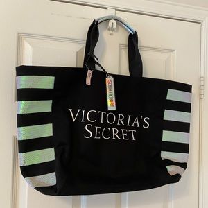 BRAND NEW VICTORIA’S SECRET TOTE BAG